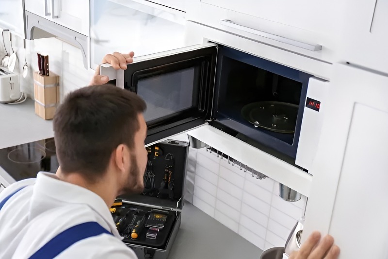 Buld-in Microwave Repair in Desert Edge